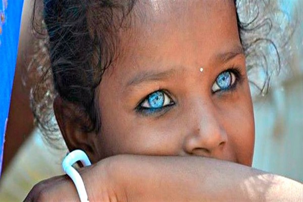 Ojos Hermosos - 07